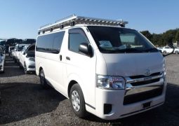 Toyota HIACE DX